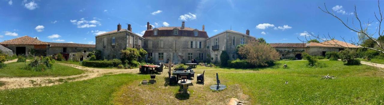 Eco Logis De Chantegrolle Champagne-Mouton 外观 照片